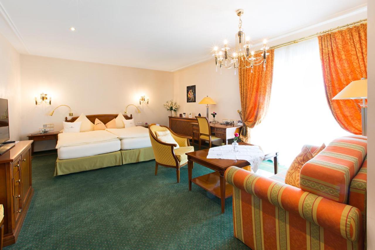 Akzent Hotel Restaurant Altdorfer Hof فاينغارتن المظهر الخارجي الصورة