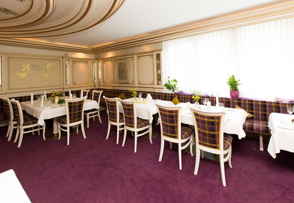 Akzent Hotel Restaurant Altdorfer Hof فاينغارتن المظهر الخارجي الصورة