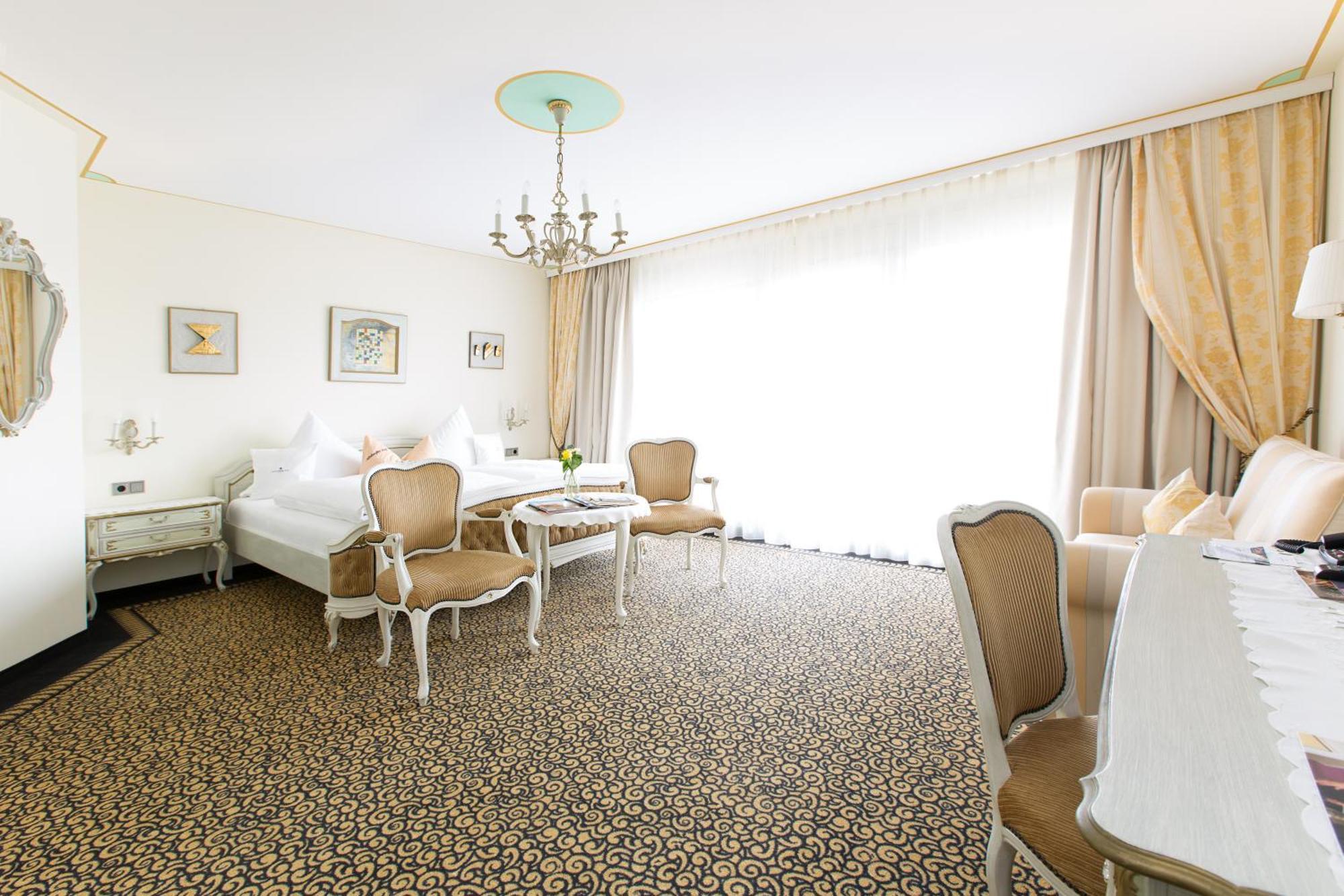 Akzent Hotel Restaurant Altdorfer Hof فاينغارتن المظهر الخارجي الصورة