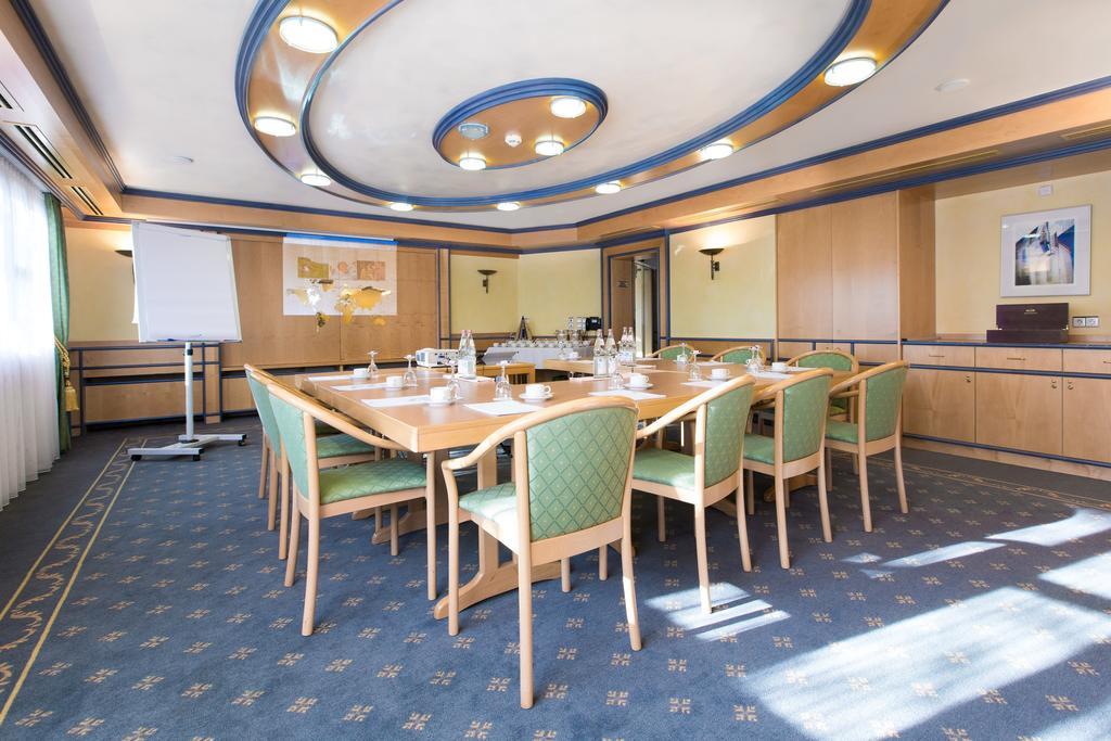 Akzent Hotel Restaurant Altdorfer Hof فاينغارتن المظهر الخارجي الصورة